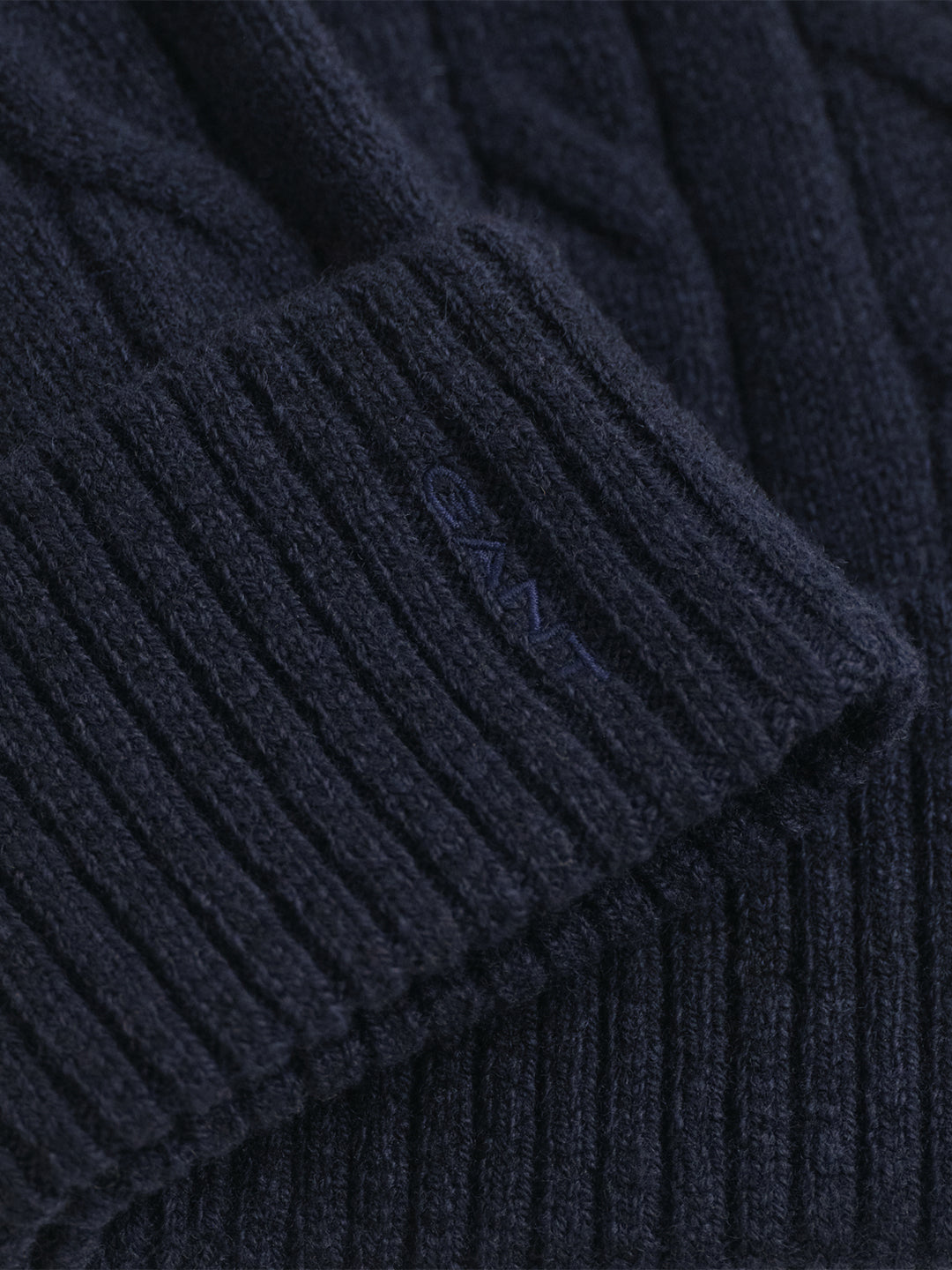 Gant Women Blue Solid Beanies