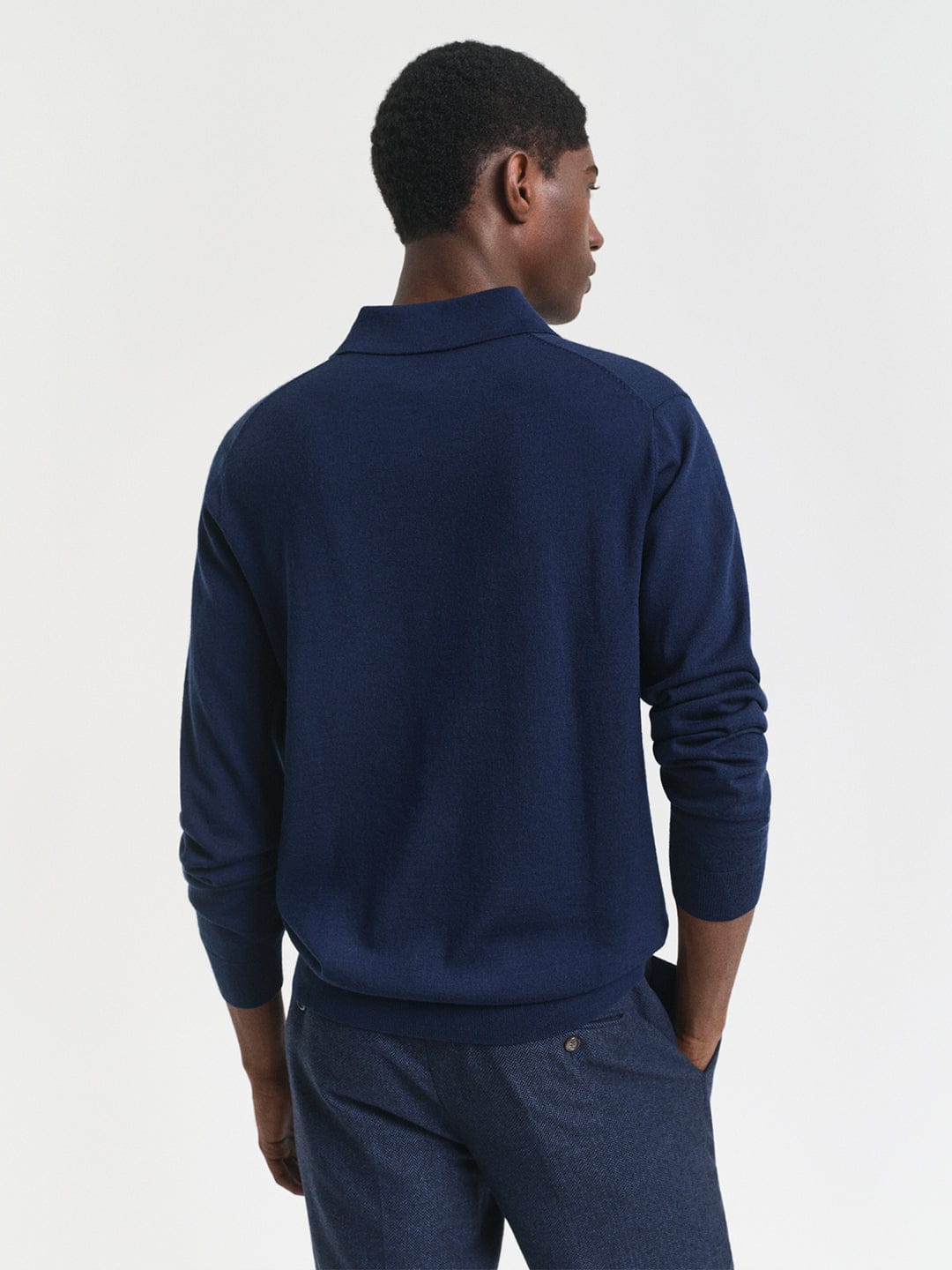 Gant Men Blue Solid Collar Sweater