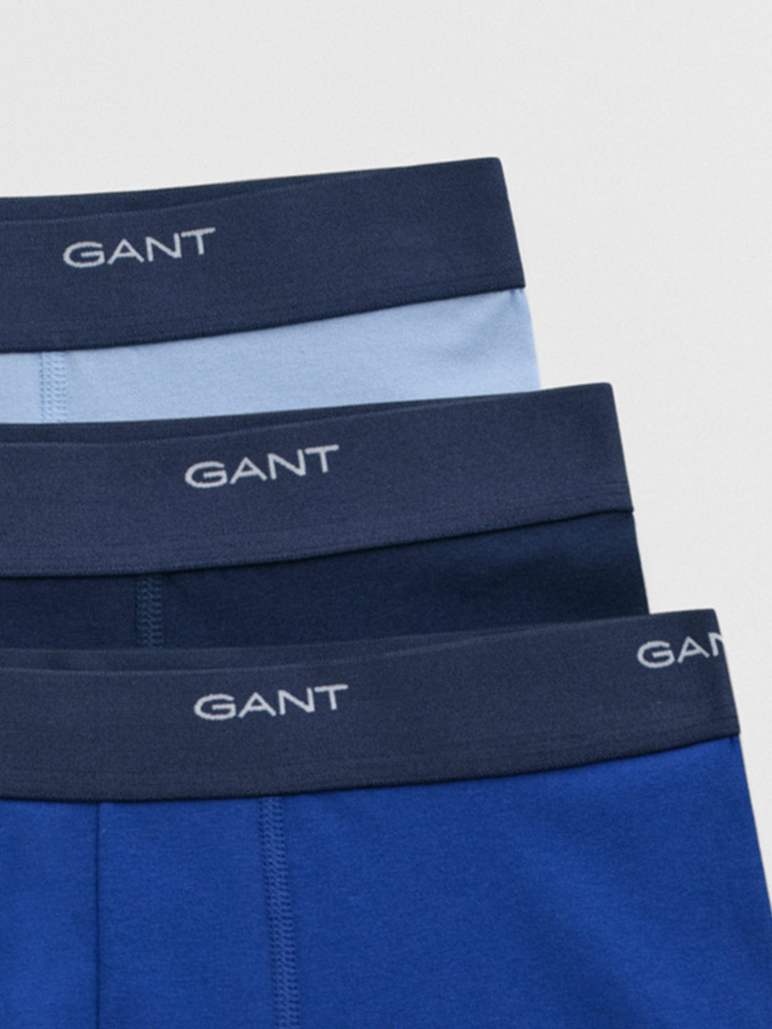 Gant Men Blue Solid Trunk