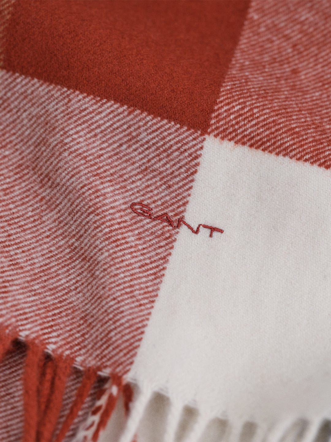 Gant Men Red Checks Scarf