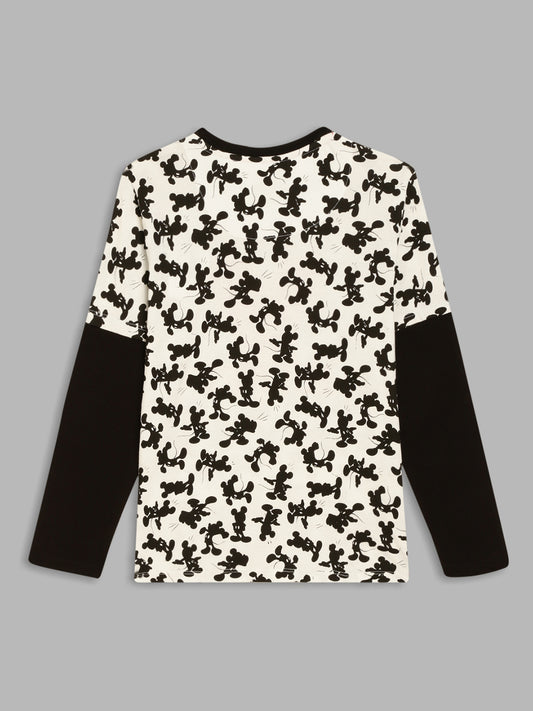 Blue Giraffe Boys Black Printed Round Neck Full Sleeves Tshirt