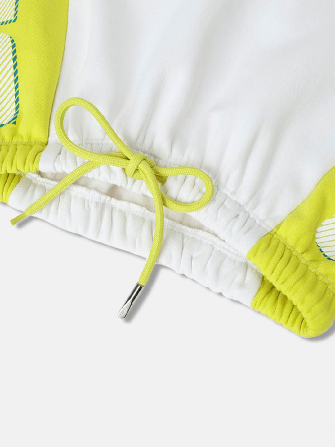 Blue Giraffe Girls White Color-Blocked Round Neck Full Sleeves Pullover Style Sweatshirt