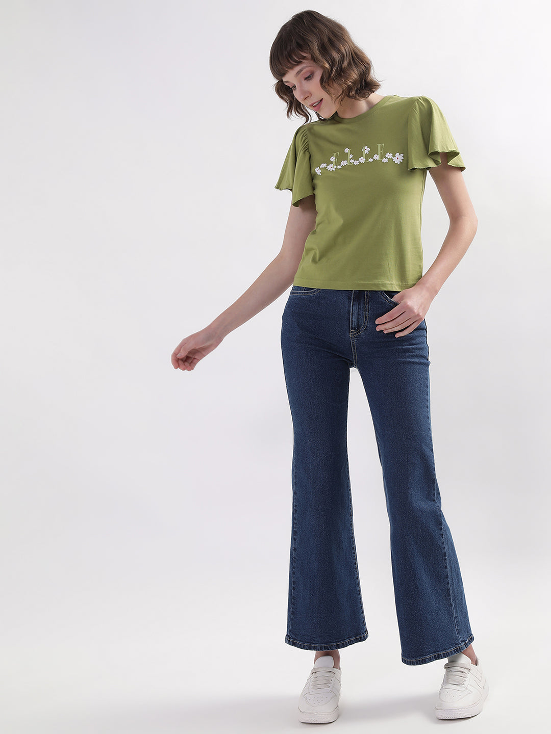 Elle Women Green Solid Round Neck Short Sleeves Tshirt