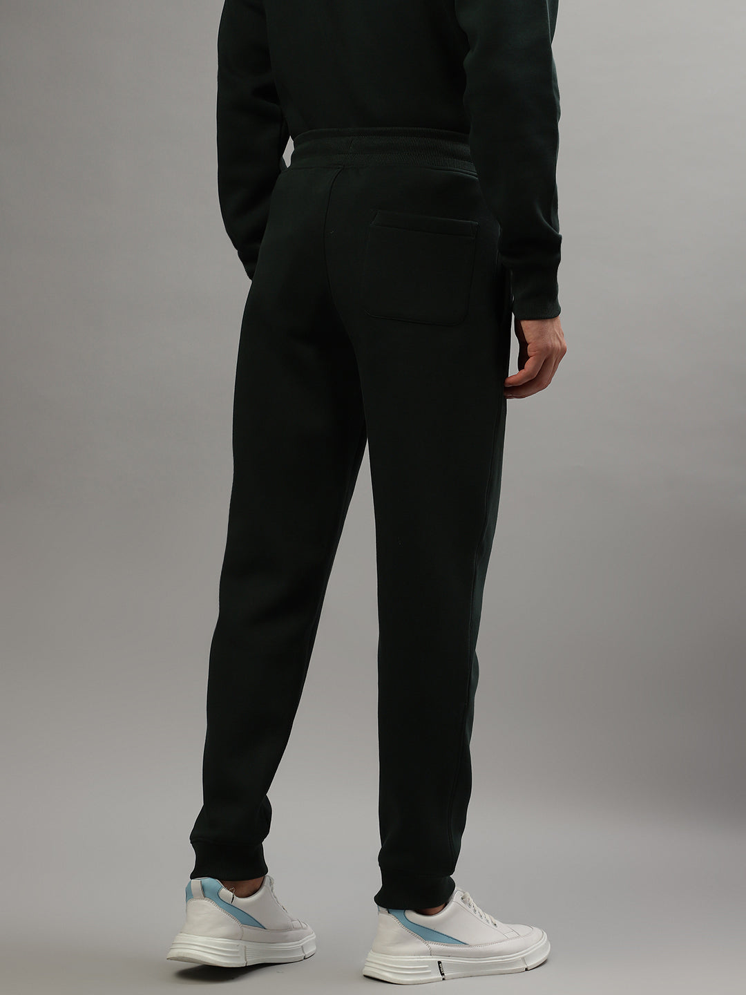 Iconic Men Green Solid Regular Fit Mid-Rise Track Pants