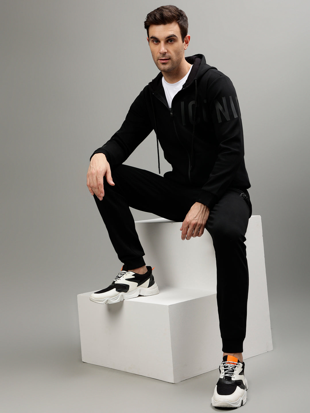 Iconic Men Black Solid Regular Fit Mid-Rise Track Pants