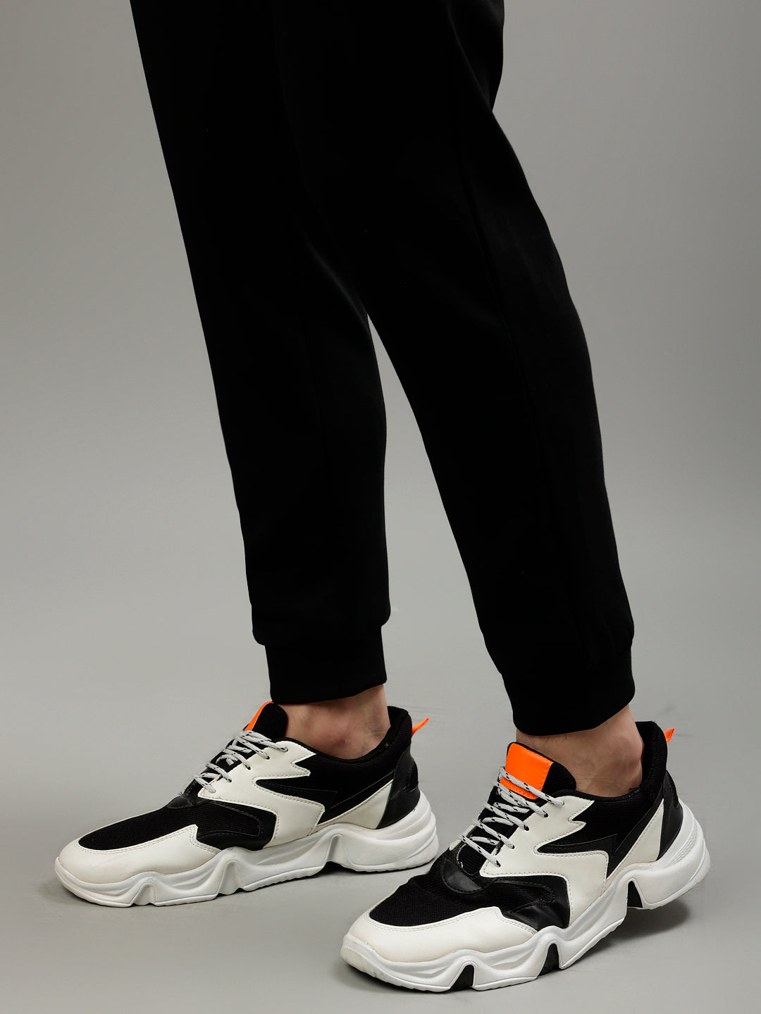 Iconic Men Black Solid Regular Fit Mid-Rise Track Pants