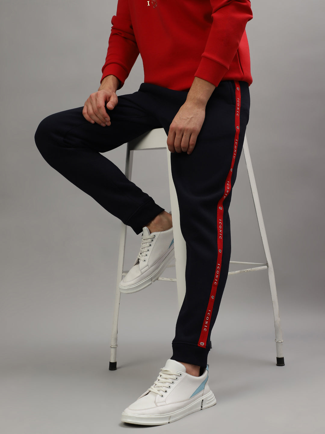 Iconic Men Blue Solid Regular Fit Mid-Rise Track Pants