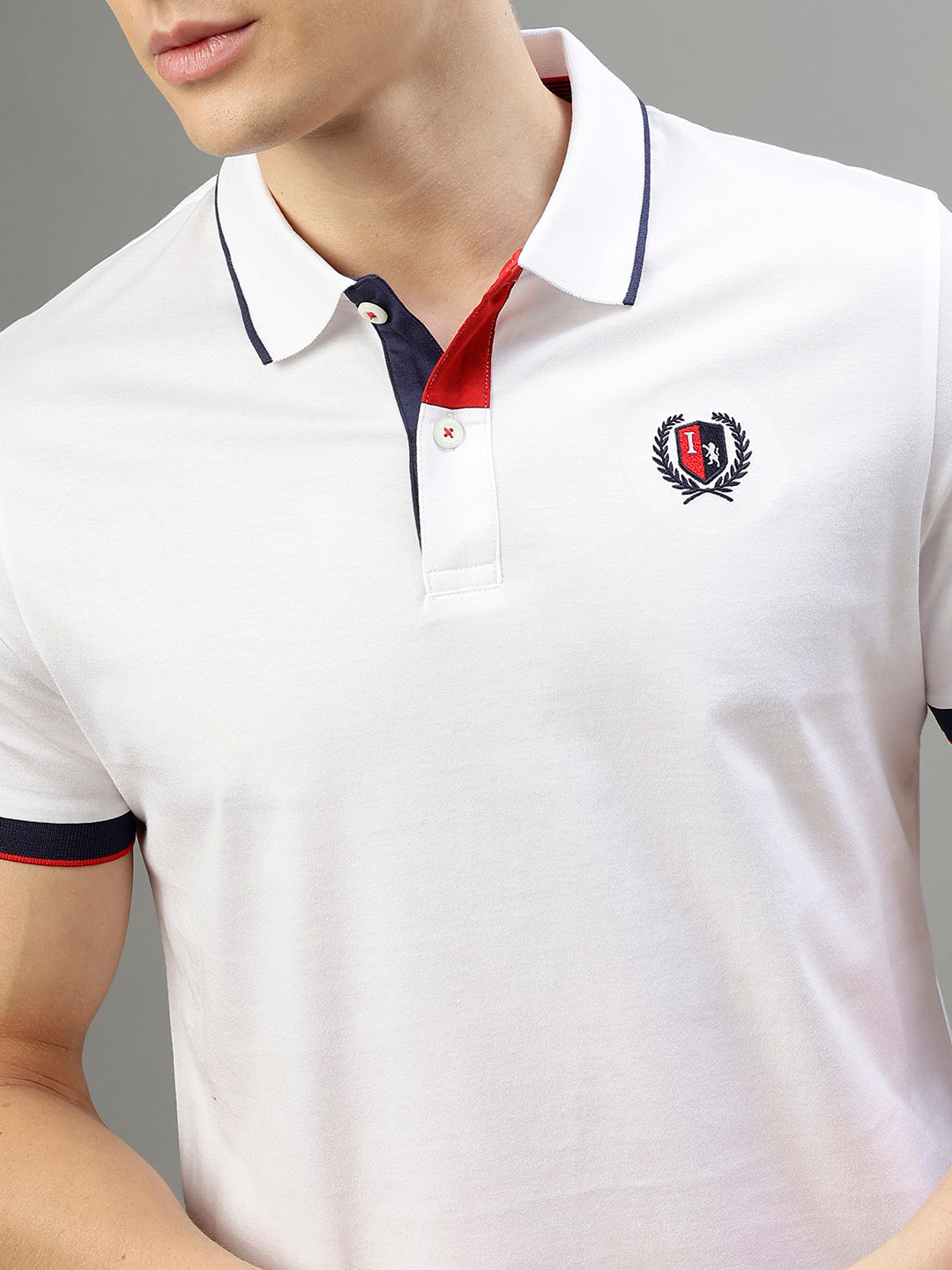 Iconic Men White Solid Polo Collar Short Sleeves Tshirt