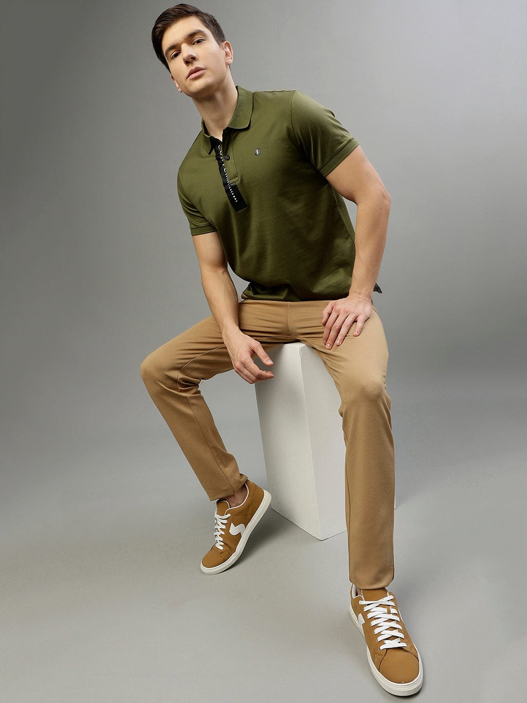 Iconic Men Green Polo Polo Tshirt