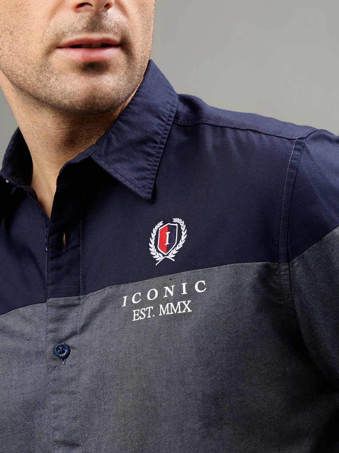 Iconic Men Blue Colorblocked Spread Collar Full Sleeves Shirt