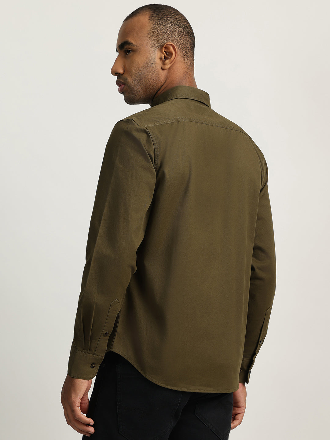Iconic Men Olive Solid Spread Collar Full Sleeves Shirt