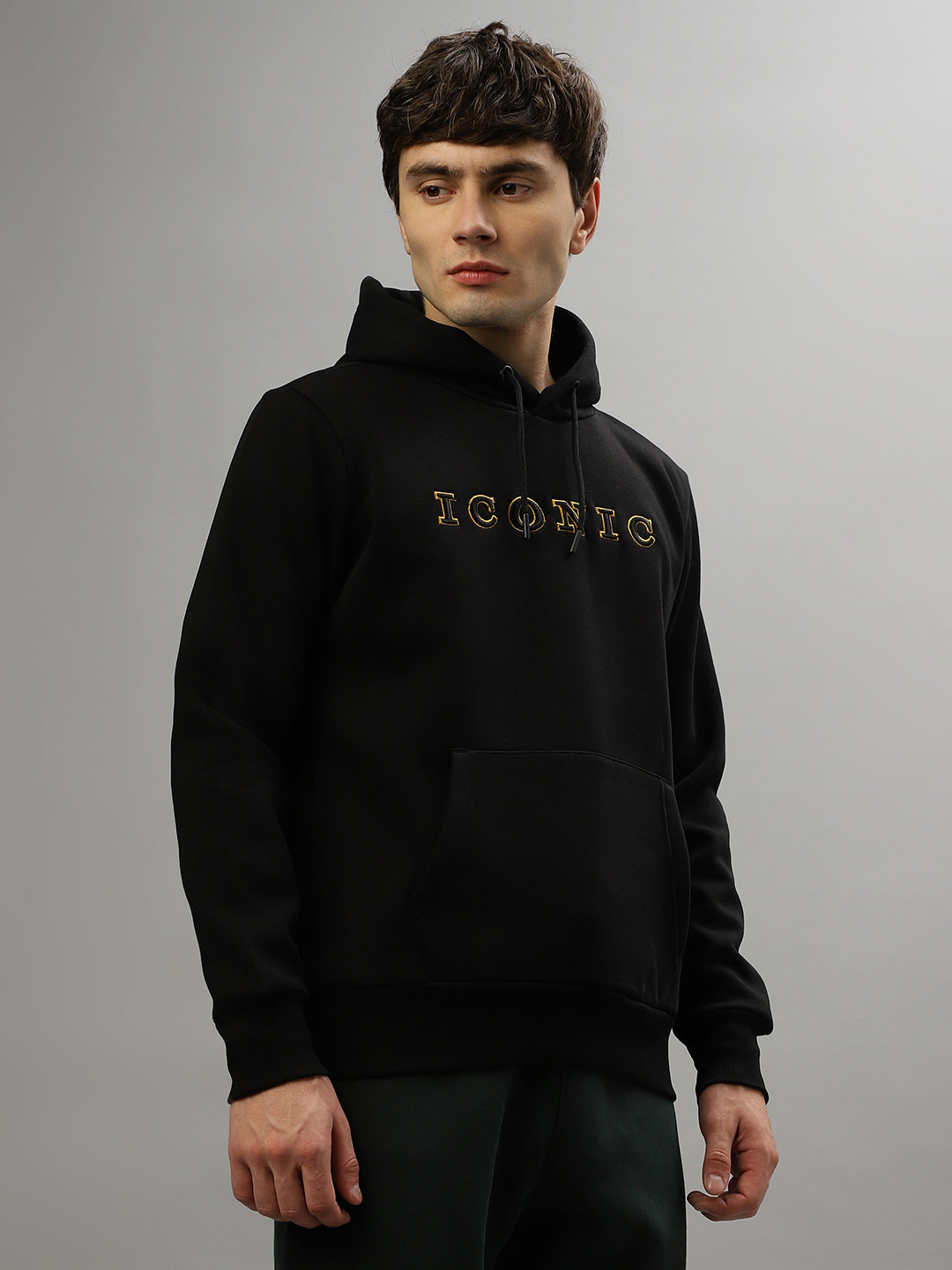 Iconic Men Black Solid Round Neck Full Sleeves Sweatshirt