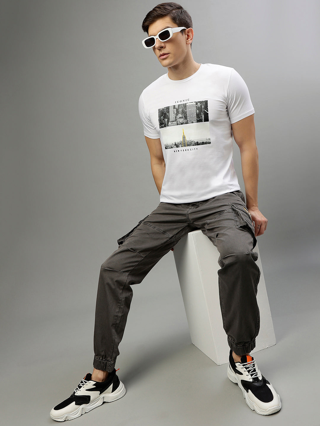 Iconic Men White Round Neck Tshirt