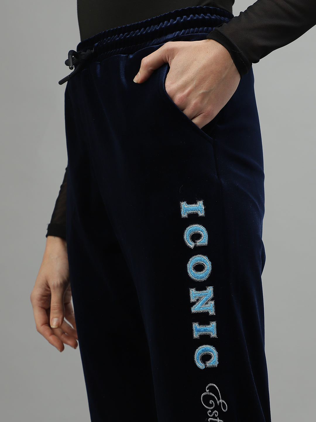 Iconic Women Navy Blue Solid Regular Fit Mid-Rise Track Pants