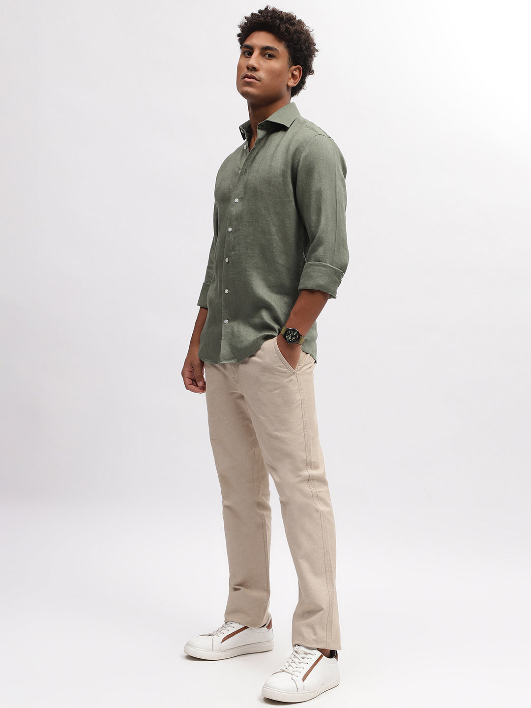 Bruun & Stengade Men Green Solid Cutaway Collar Full Sleeves Shirt