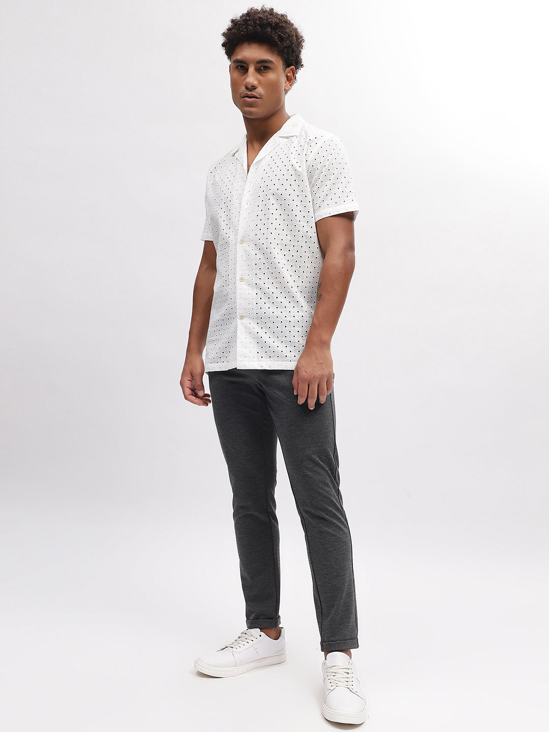 Lindbergh Men Grey Solid Slim Fit Trouser