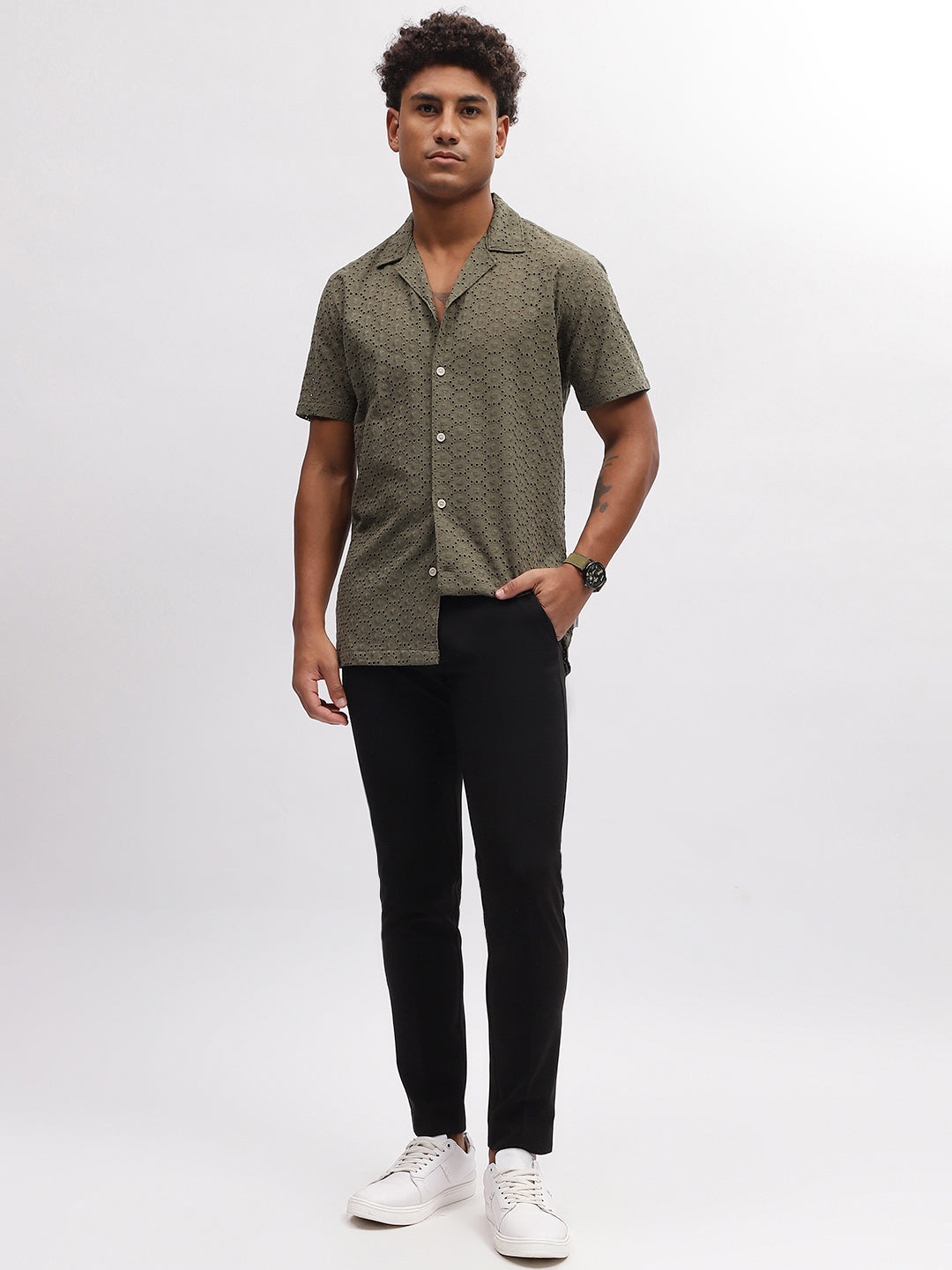 Lindbergh Men Black Solid Slim Fit Trouser