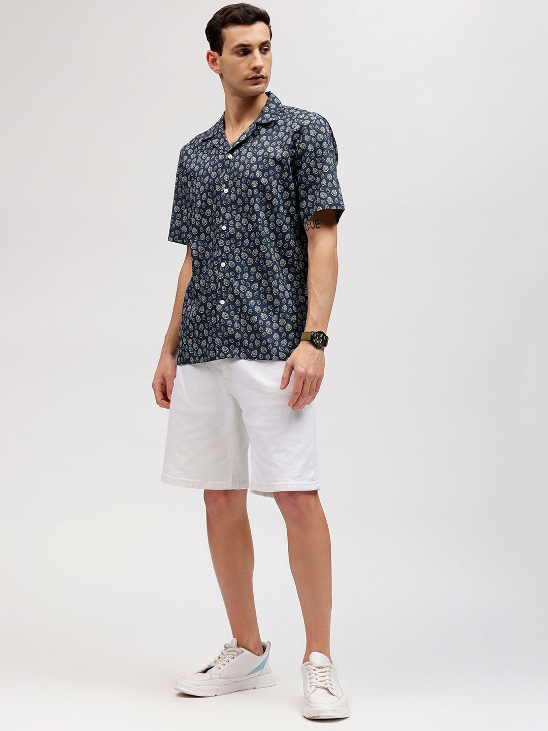 Lindbergh Men Blue Printed Resort Collar Short Sleeves Shirt