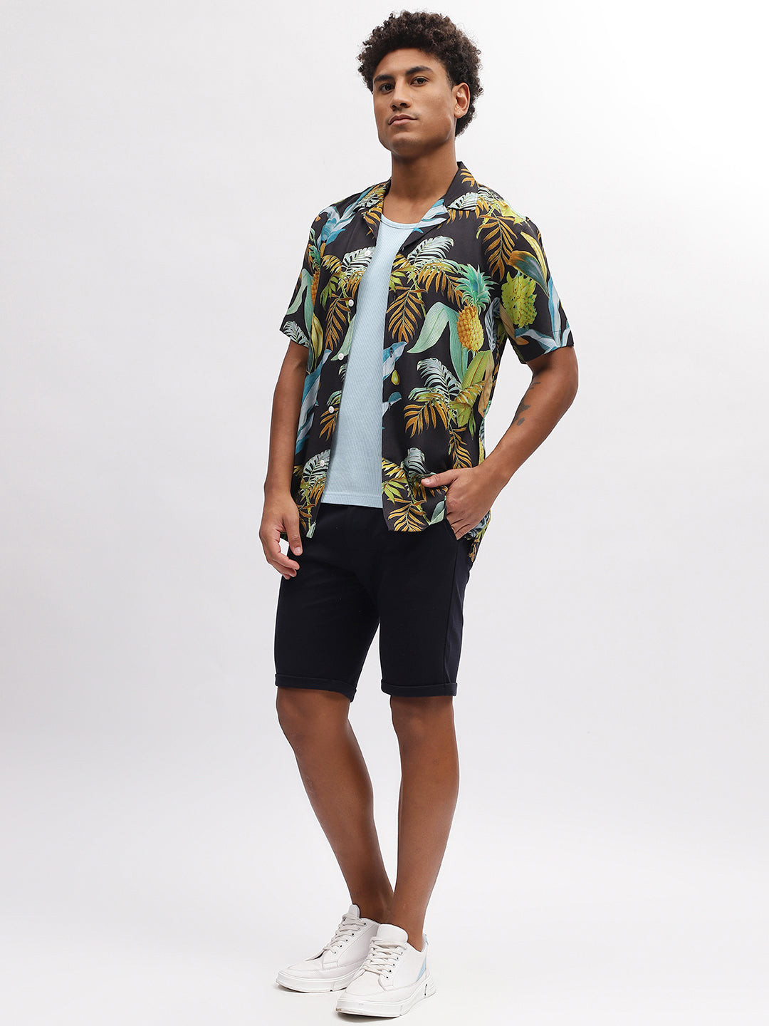 Lindbergh Men Multi Printed Resort Collar Short Sleeves Shirt