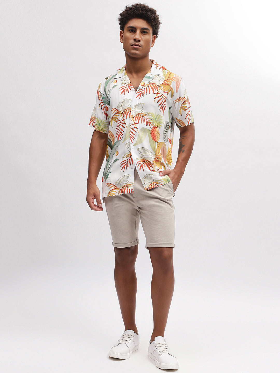 Lindbergh Men White Printed Resort Collar Short Sleeves Shirt