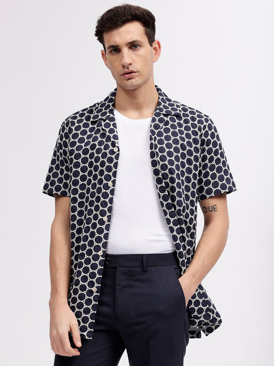 Lindbergh Men Blue Embroidered Resort Collar Short Sleeves Shirt