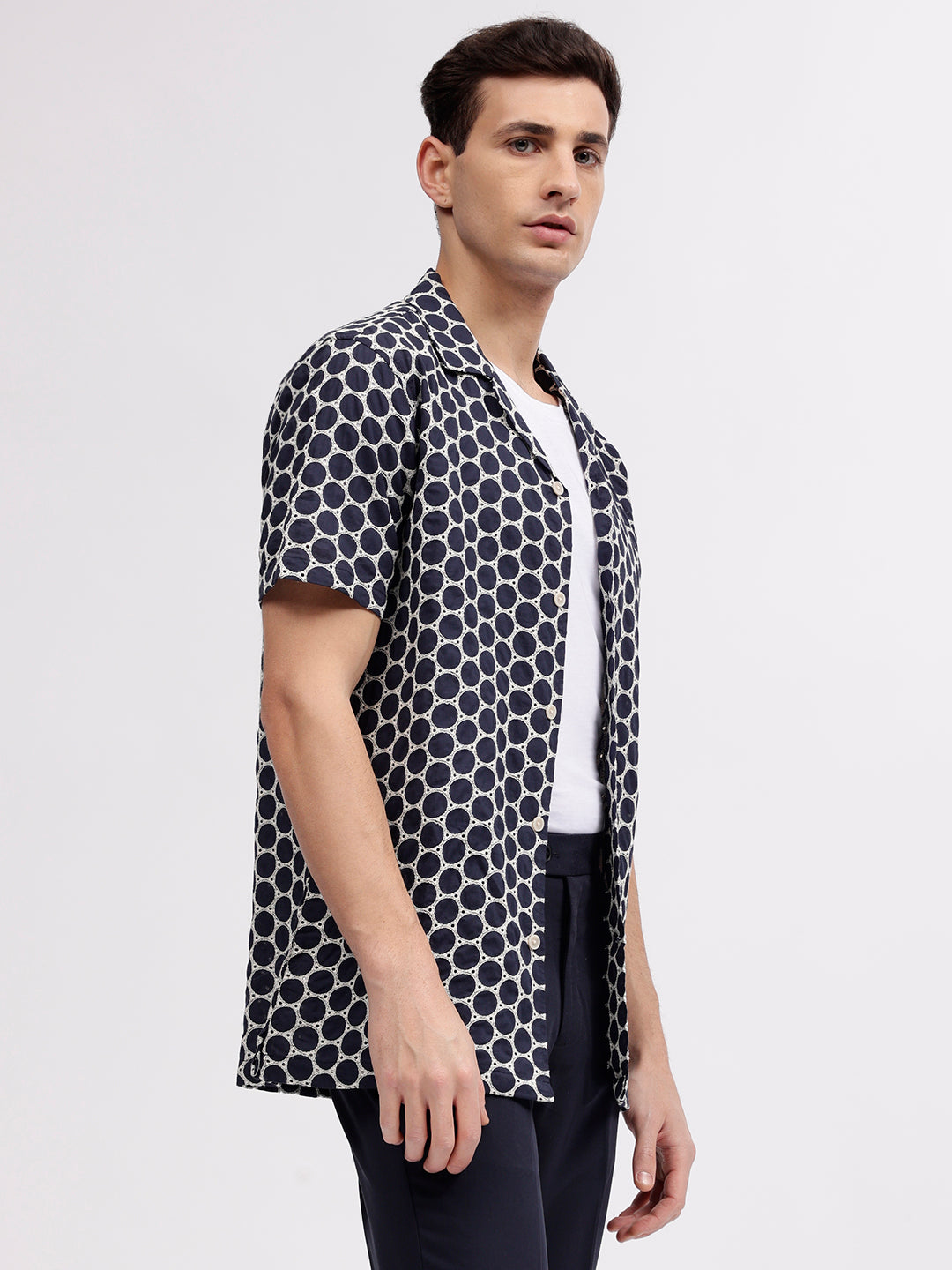 Lindbergh Men Blue Embroidered Resort Collar Short Sleeves Shirt