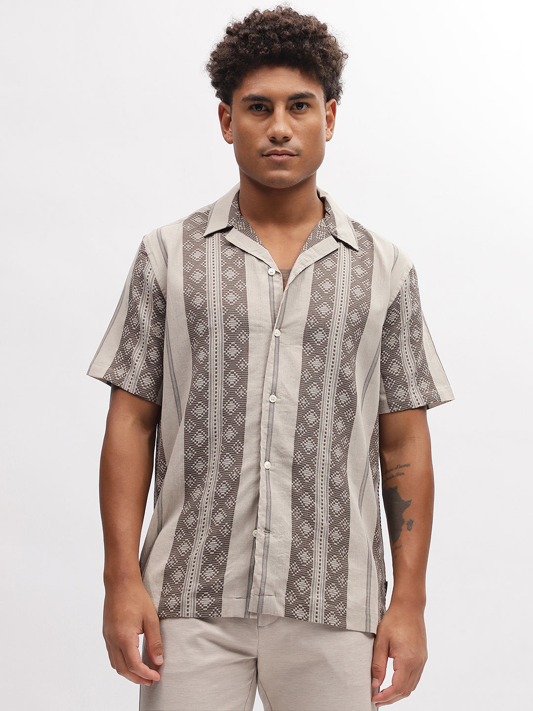 Lindbergh Men Brown Striped Resort Collar Short Sleeves Shirt