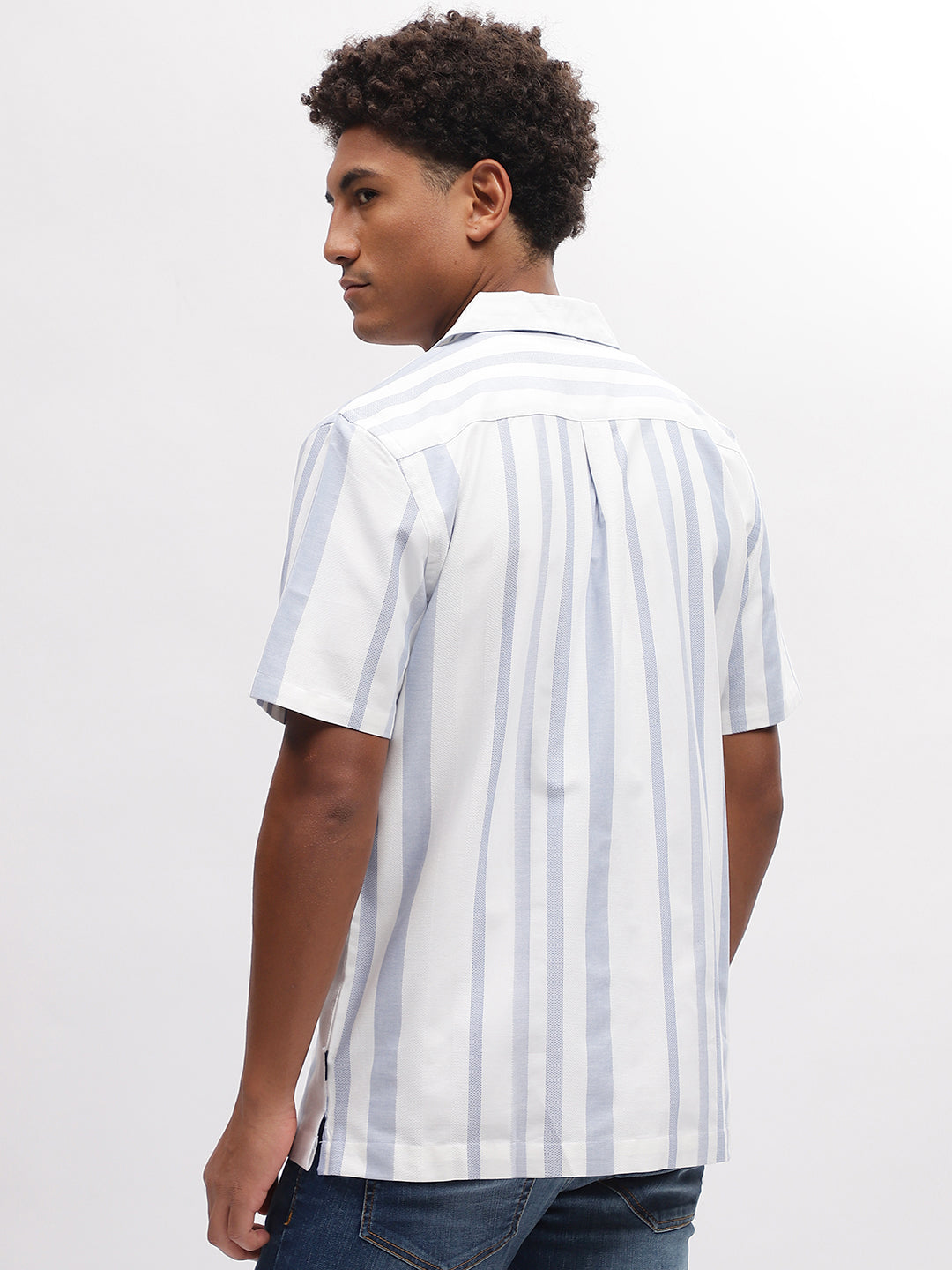 Lindbergh Men Blue Striped Resort Collar Short Sleeves Shirt