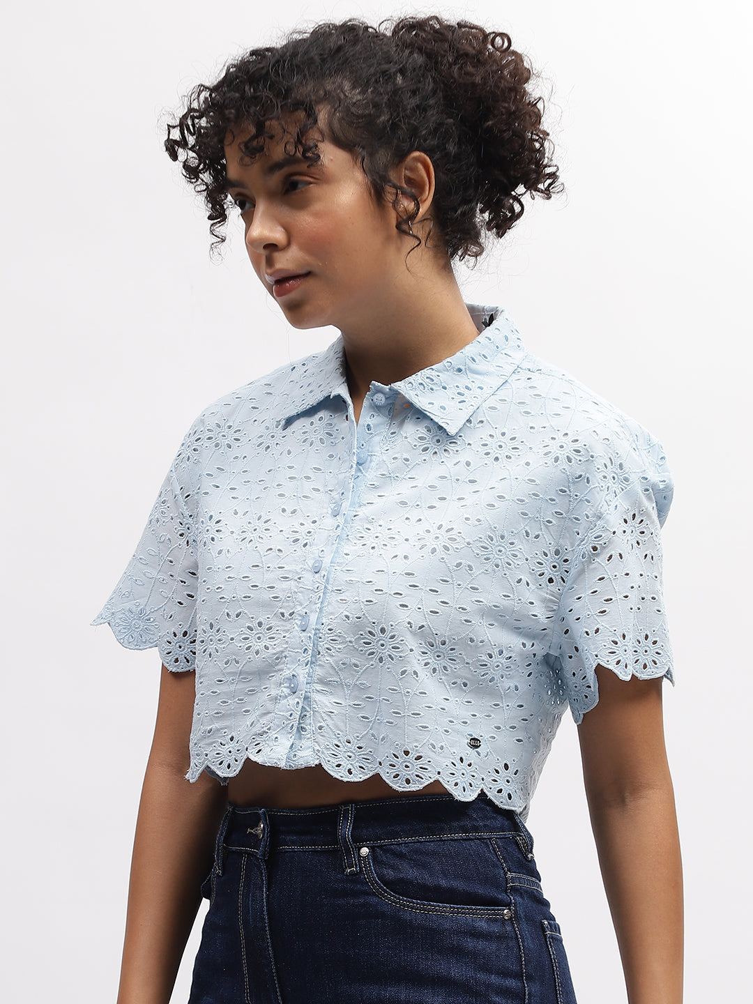 Elle Women Blue Embroidered Spread Collar Short Sleeves Top