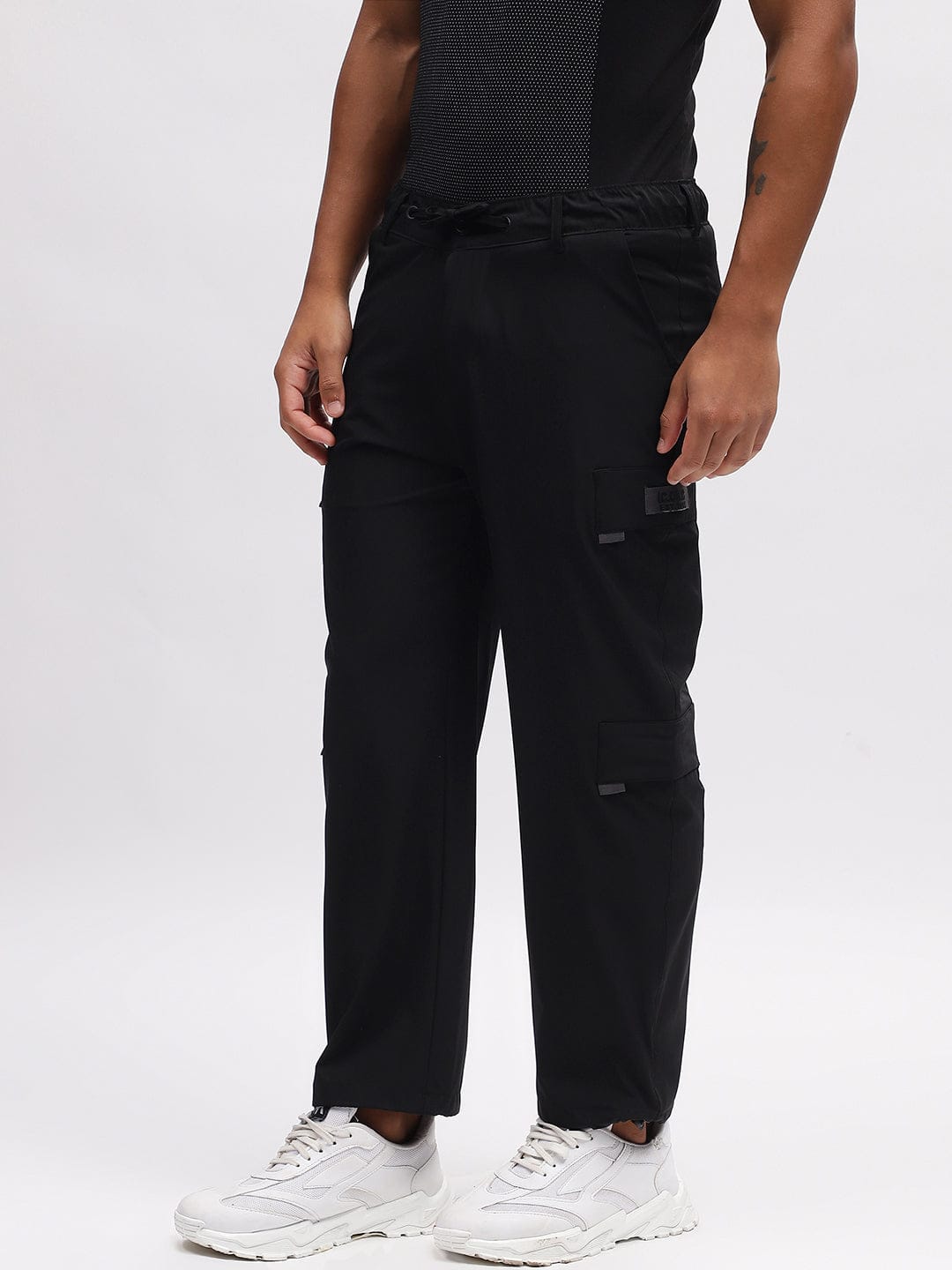 Iconic Men Black Cargo Fit Trouser