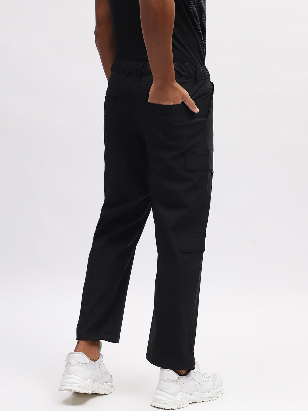 Iconic Men Black Cargo Fit Trouser