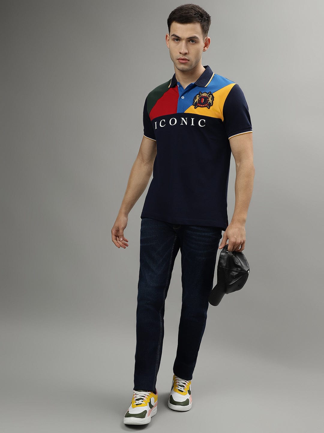 Iconic Men Blue Tapered Fit Jeans