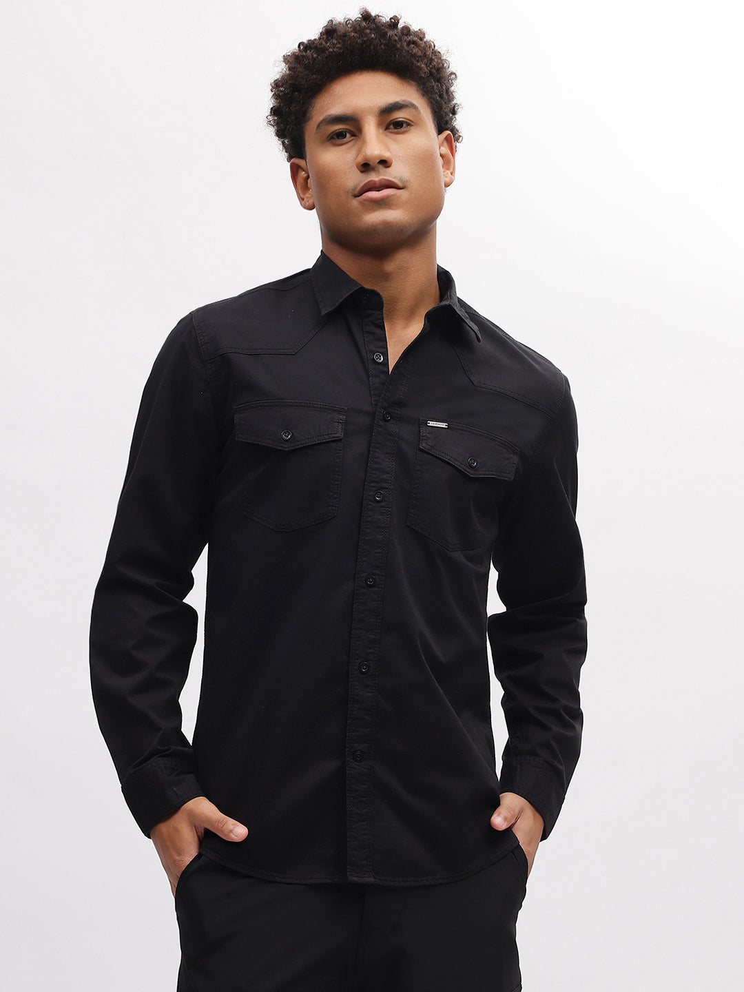 Iconic Men Black Solid Spread Collar Full Sleeves Shirt