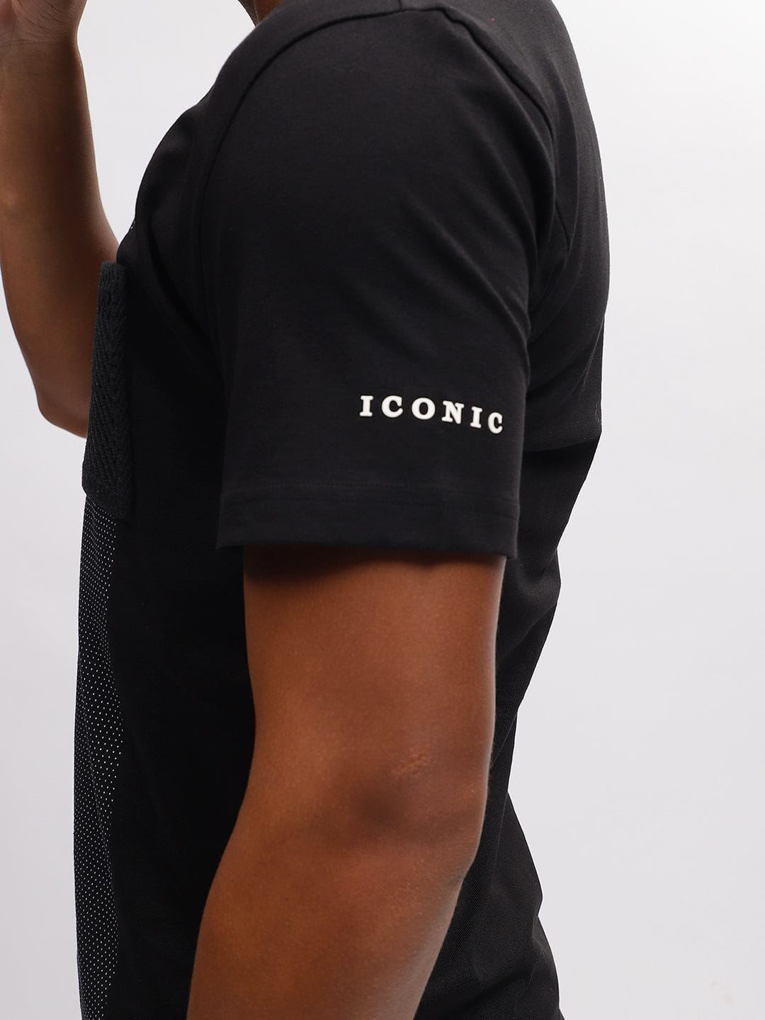 Iconic Men Black Round Neck Tshirt