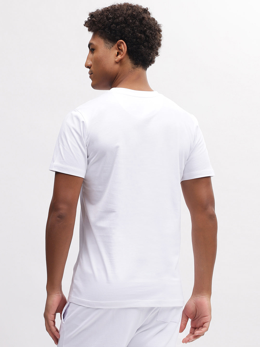 Iconic Men White Solid Round Neck Short Sleeves T-Shirt