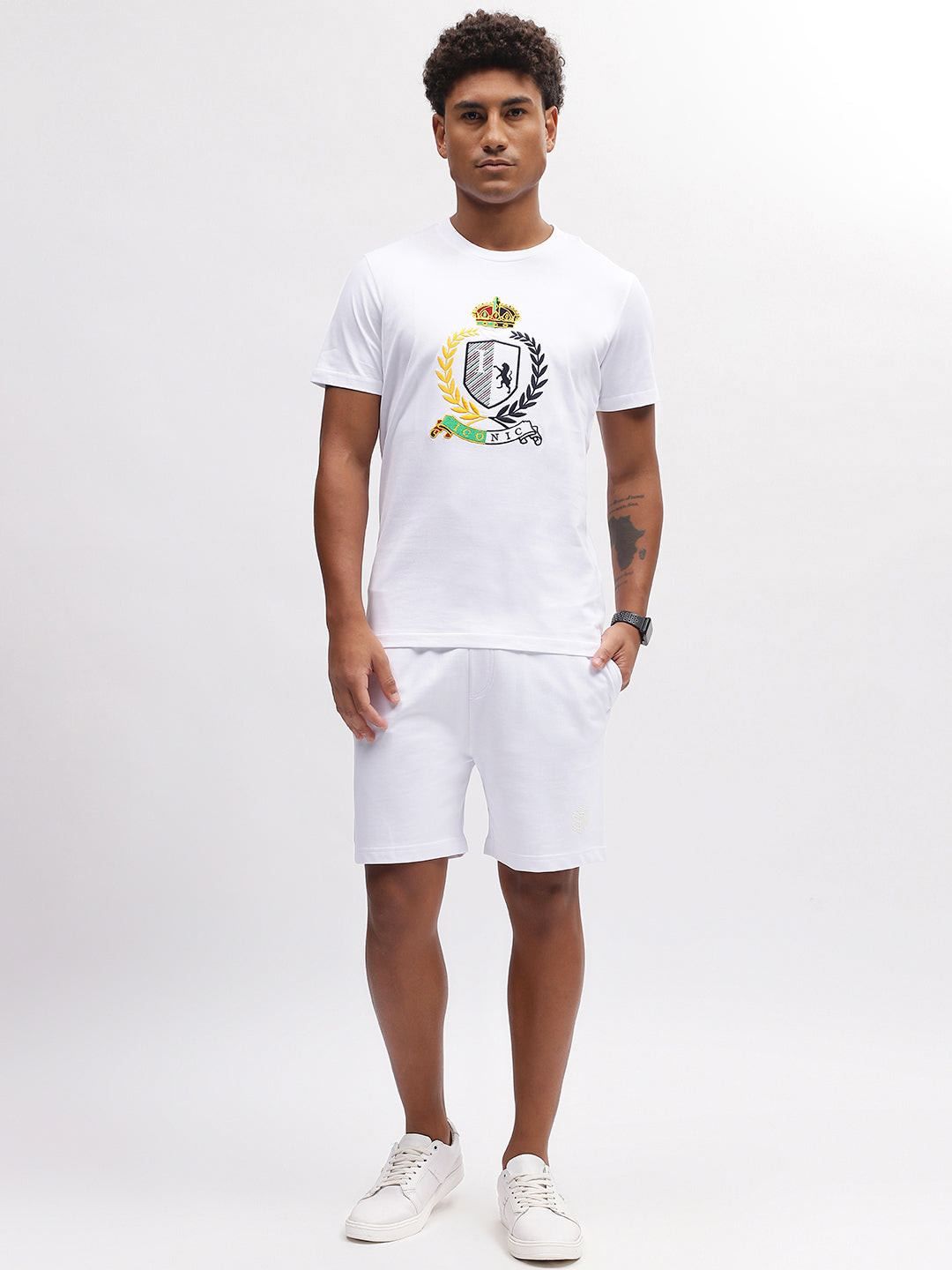 Iconic Men White Solid Round Neck Short Sleeves T-Shirt