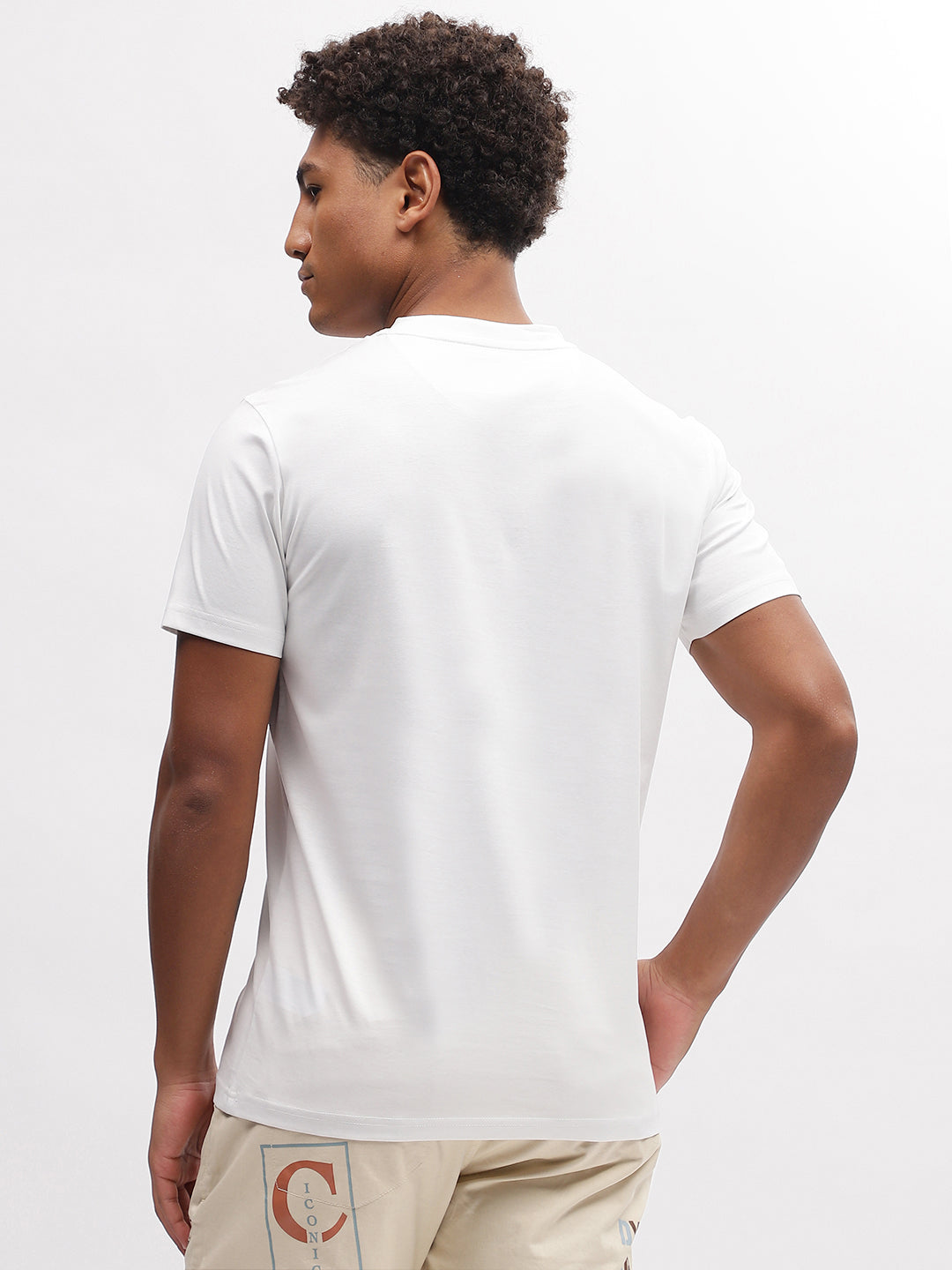 Iconic Men White Printed Round Neck Short Sleeves T-Shirt