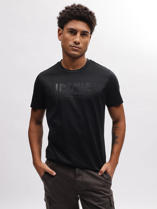 Iconic Men Black Solid Round Neck Short Sleeves T-Shirt