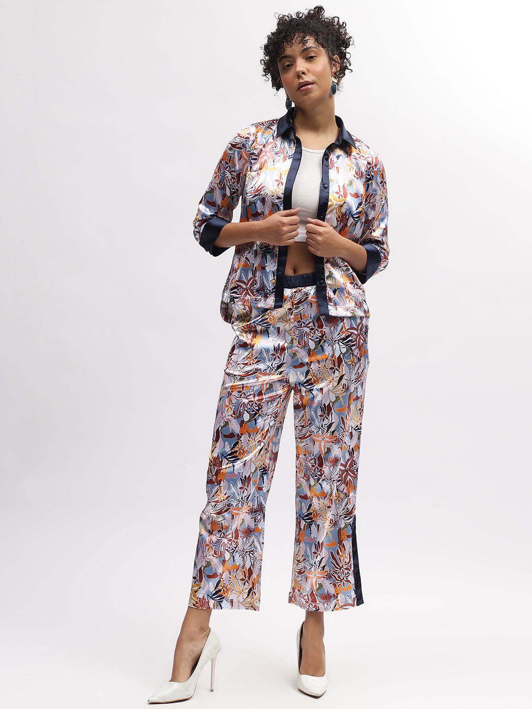 Iconic Women Multi Printed Spread Collar 3/4Th Sleeves Shirt