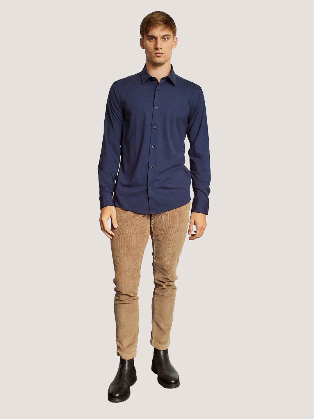 Bruun & Stengade Men Blue Solid Spread Collar Full Sleeves Shirt