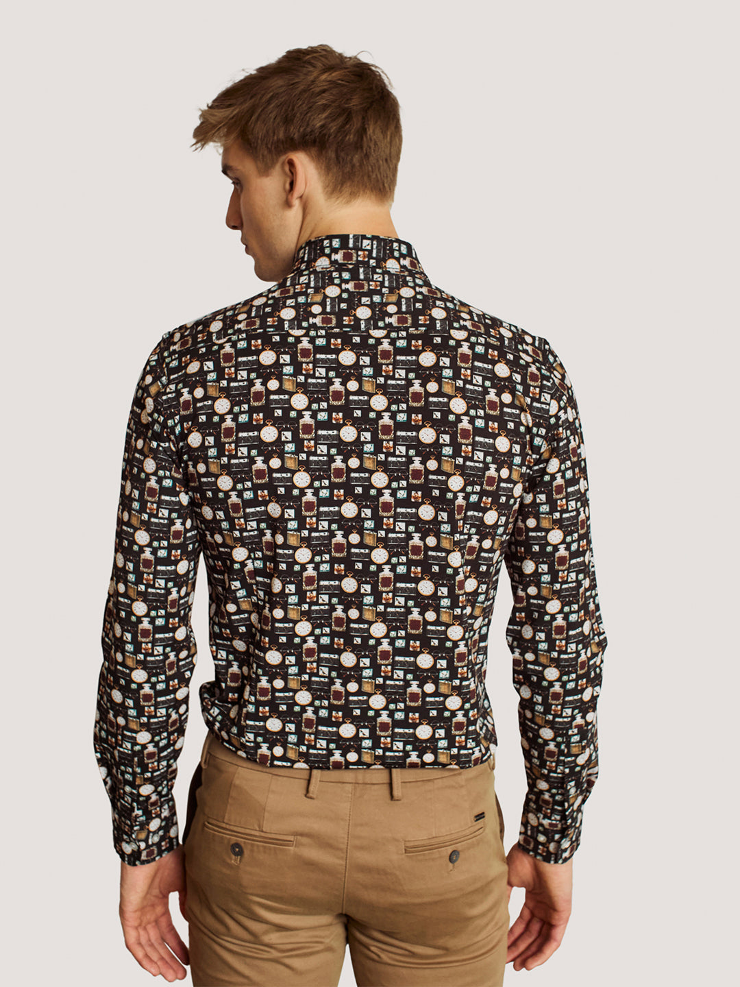 Bruun & Stengade Men Blue Geometric Spread Collar Full Sleeves Shirt