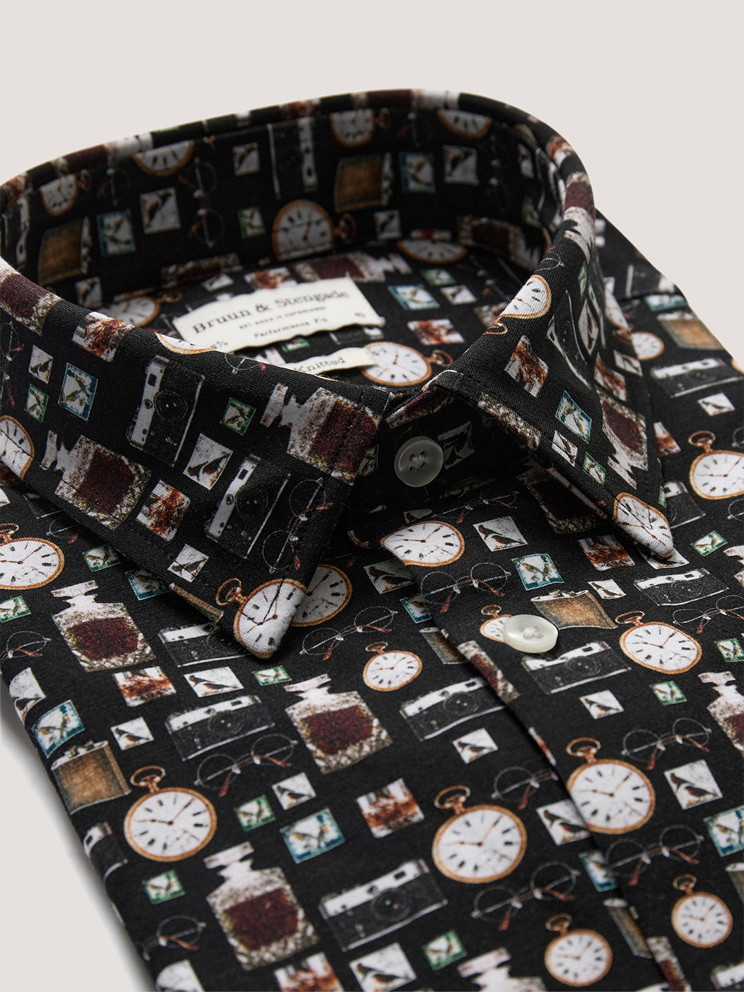 Bruun & Stengade Men Blue Geometric Spread Collar Full Sleeves Shirt