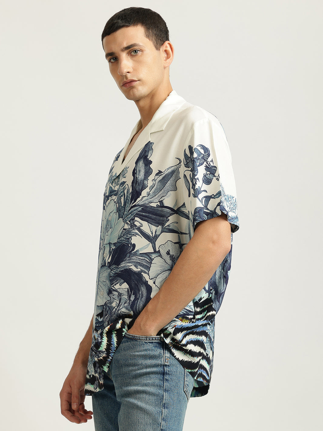 Buy Premium Clothing Collection For Men Online | Iconic India – Iconic ...