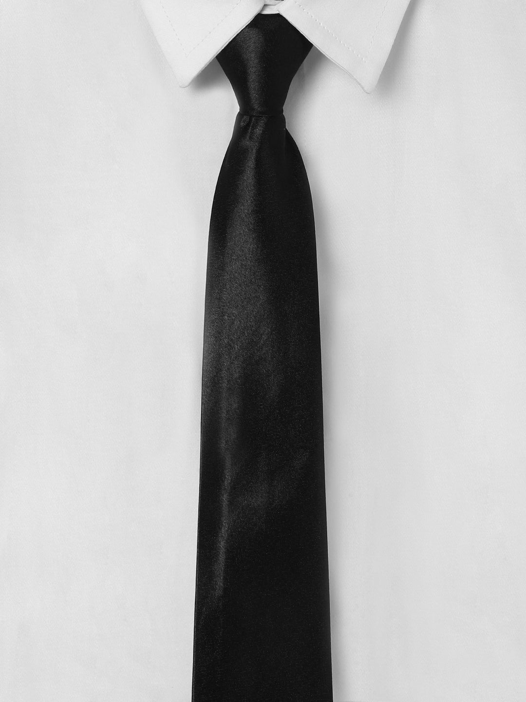 Blue Giraffe Boys Black Textured Spread Collar Full Sleeves Waist Coat Set