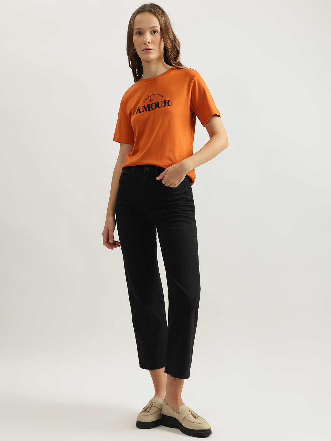 Elle Women Rust Solid Round Neck Short Sleeves Tshirt