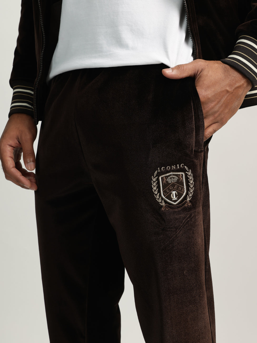 Iconic Men Brown Solid High-Rise Regular Fit Joggers Style Sweatpant