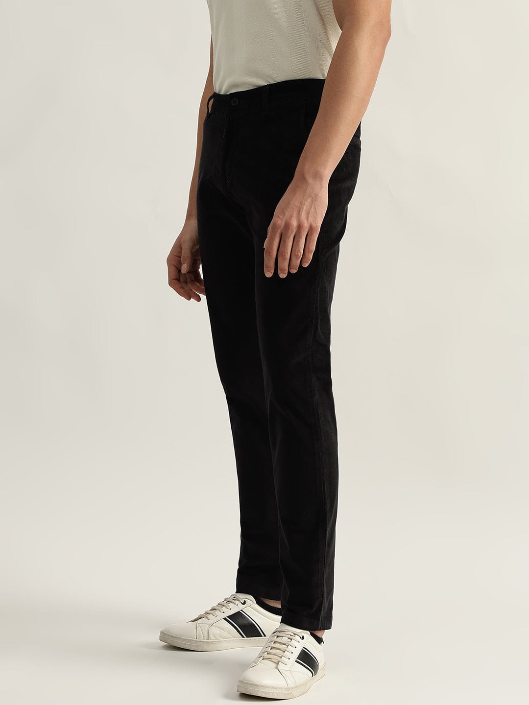 Iconic Men Black Slim Fit Solid Trouser