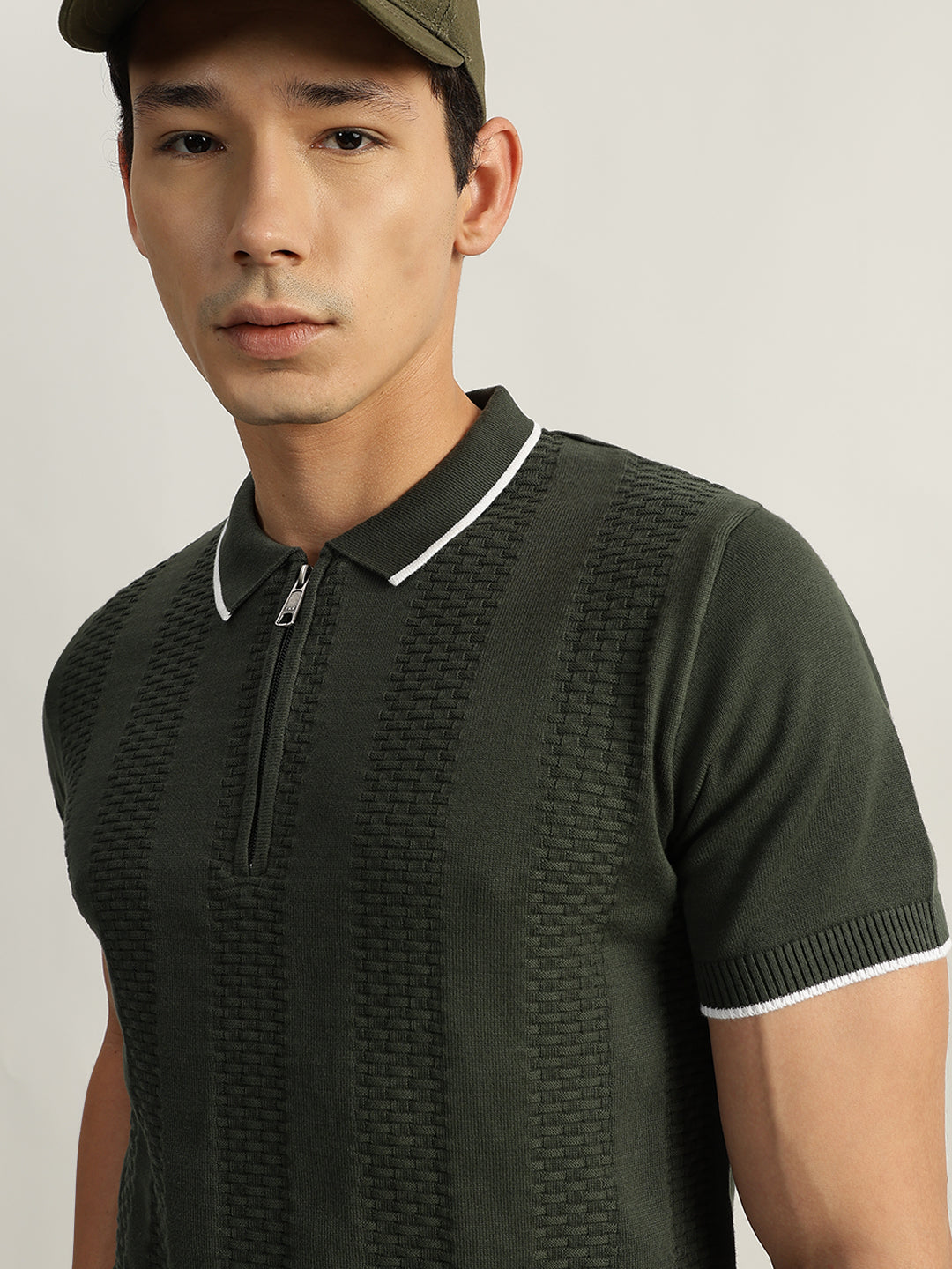 Iconic Men Olive Solid Polo Collar Short Sleeves Tshirt