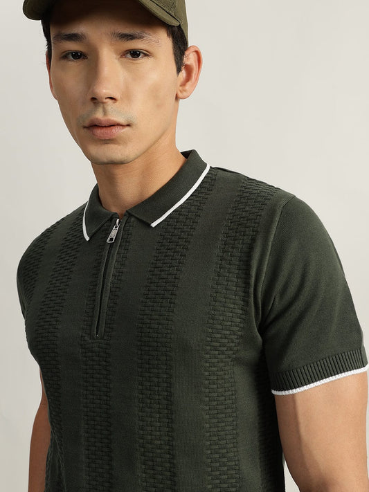 Iconic Men Green Solid Polo Polo Tshirt