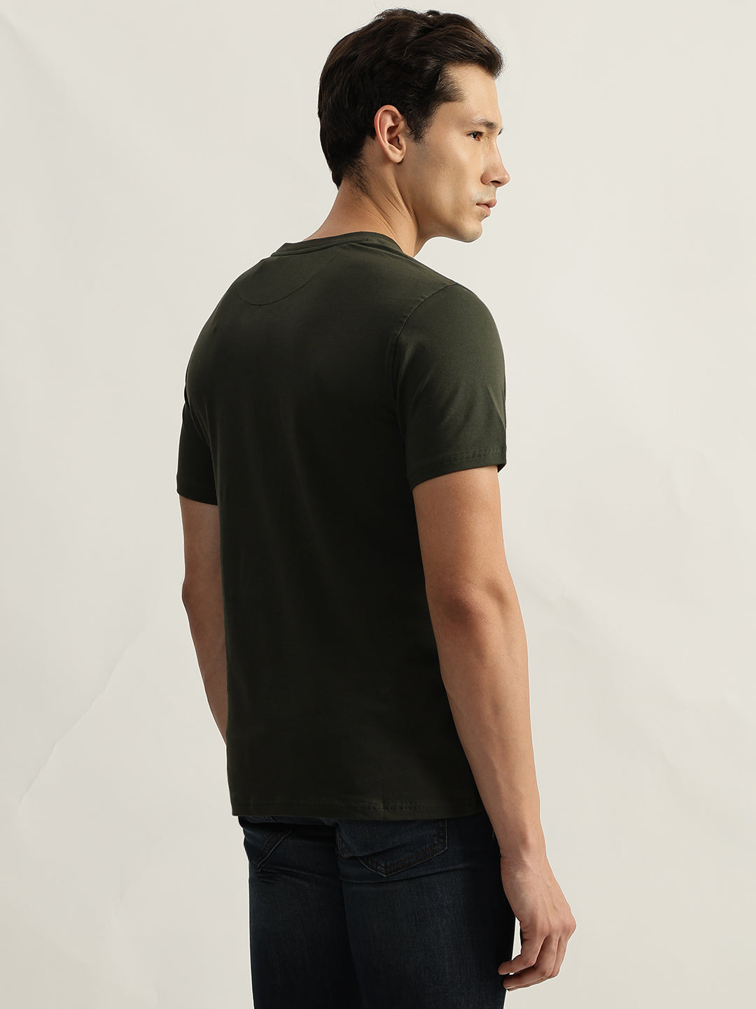 Iconic Men Olive Printed Round Neck Short Sleeves Tshirt